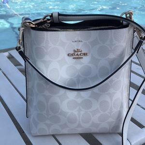 Coach white shoulder bag
